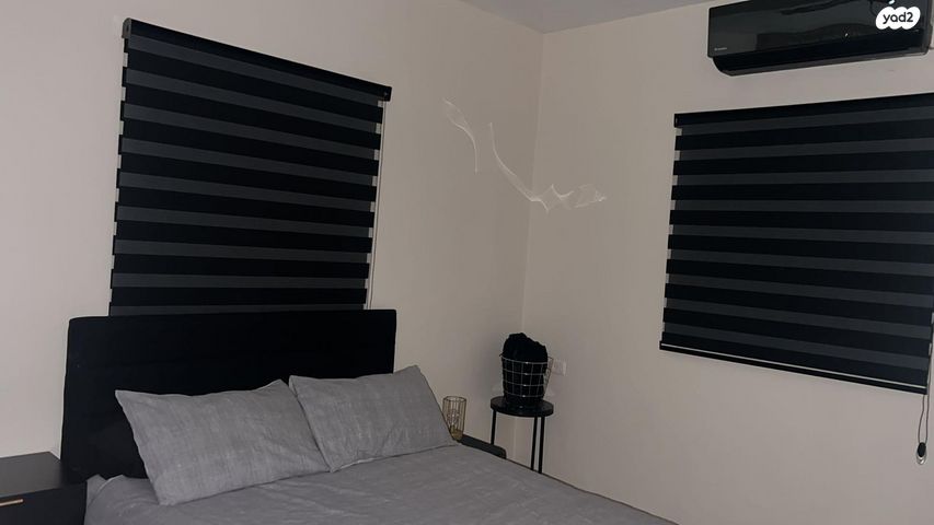 דירה, רמב"ם, רמב"ם, ראשון לציון