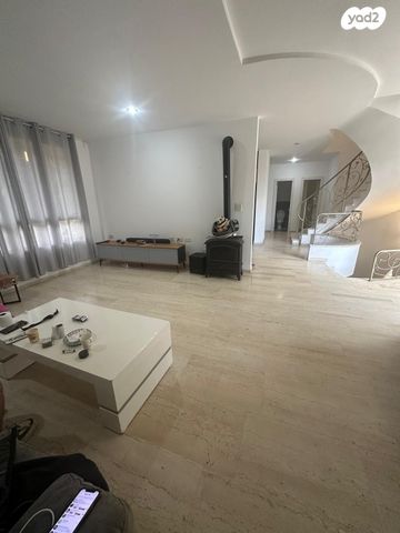 בית פרטי/ קוטג', עגור 18, הציפורים, קיסריה