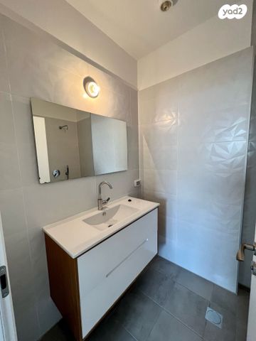 דירה, מרכז דרום, רעננה