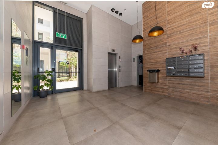 דירה, שדרות ירושלים, מכללת תל אביב יפו, דקר, תל אביב יפו