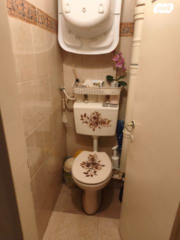 דירה, אבשלום חביב, ארמון הנציב, תלפיות מזרח, ירושלים