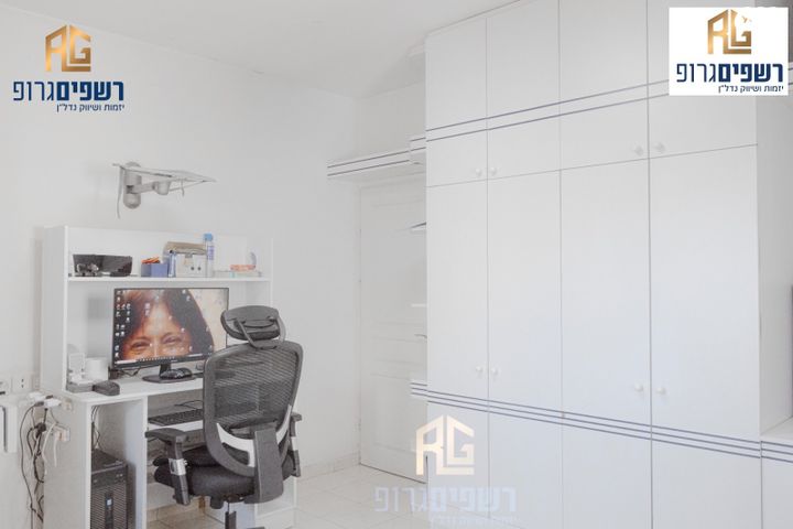 דופלקס, שיכוני מזרחי, כפר סבא