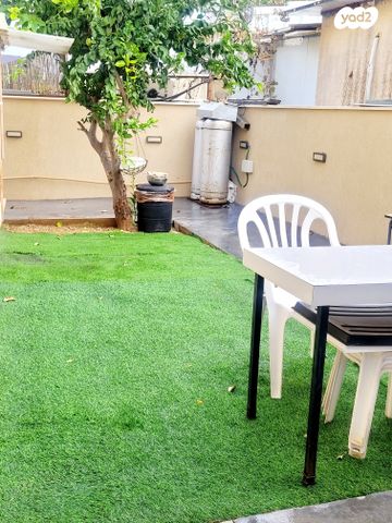 שיכוני המזרח