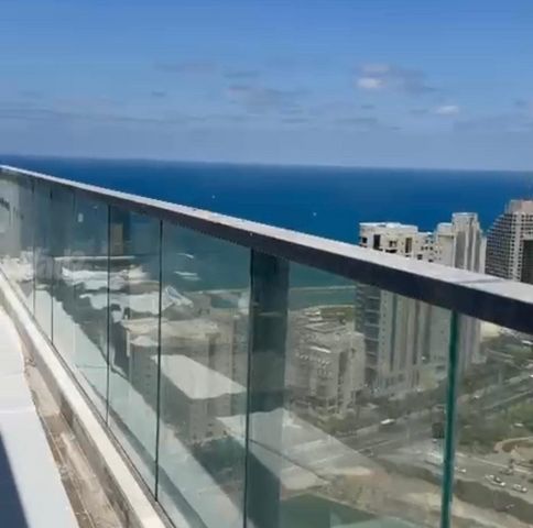 אמנון ליפקין שחק 