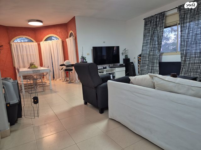 בית פרטי/ קוטג', ריחן