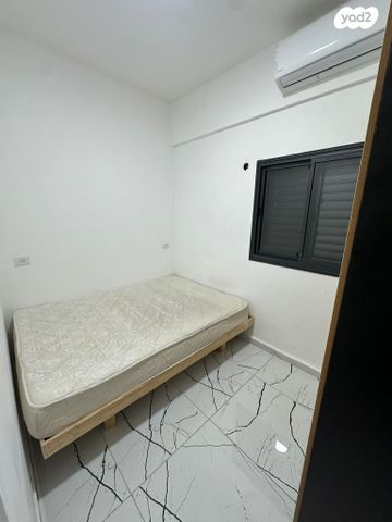 דירה, החשמל 2, נווה פז, חיפה