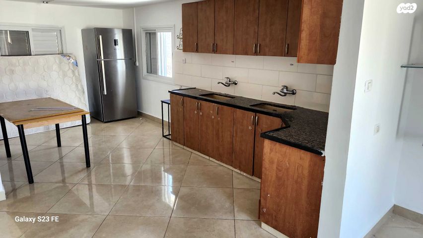 דירת גן, נווה מיכאל