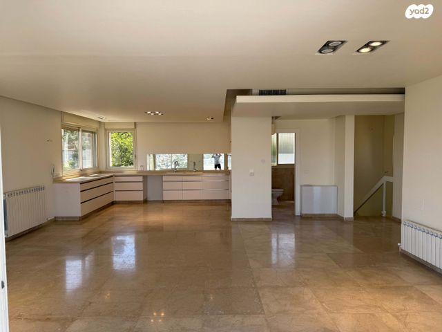 בית פרטי/ קוטג', גדעון האוזנר, הולילנד, ירושלים