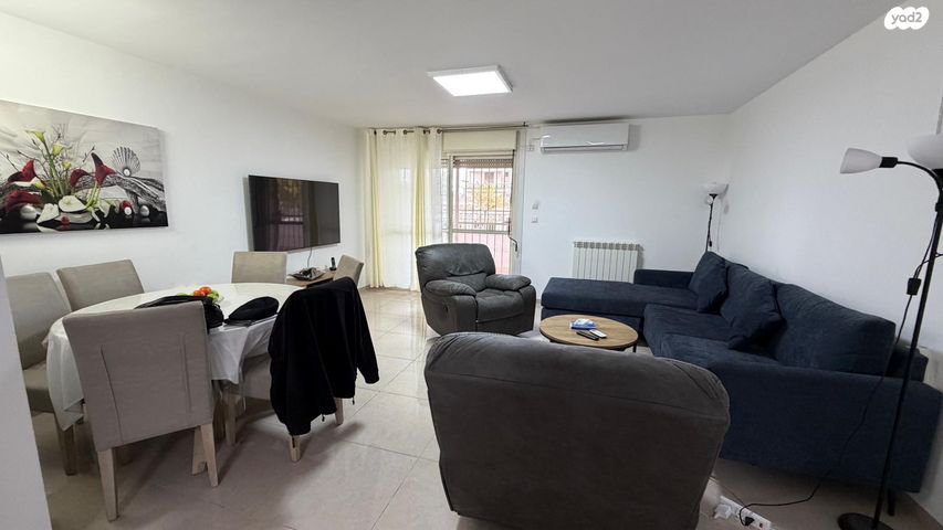 דירה, עמנואל זיסמן, ירושלים