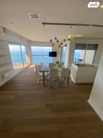 דירה, שדרות העצמאות 1, בת ים