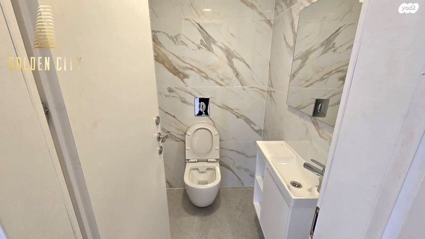 דירה, קרל פופר 11, קרית המדע, נתניה