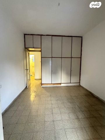 דירה, הקשת 4, קרית שלום, תל אביב יפו