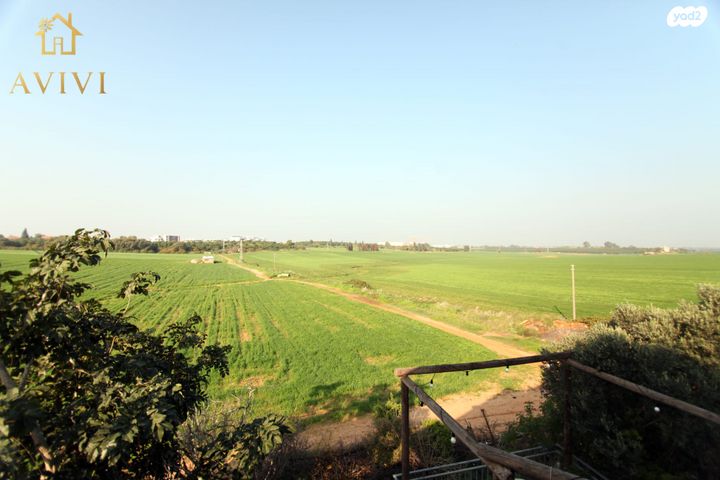 דו משפחתי, גולני, הנחלים, כפר יונה