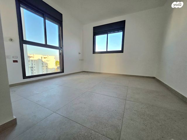 דירה, הגדוד העברי, קרית ויצמן, רעננה