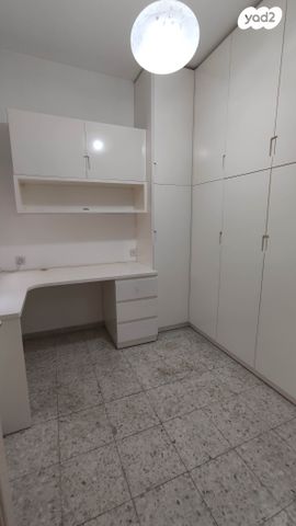 דירה, הגדוד העברי, קרית חיים מזרחית, חיפה