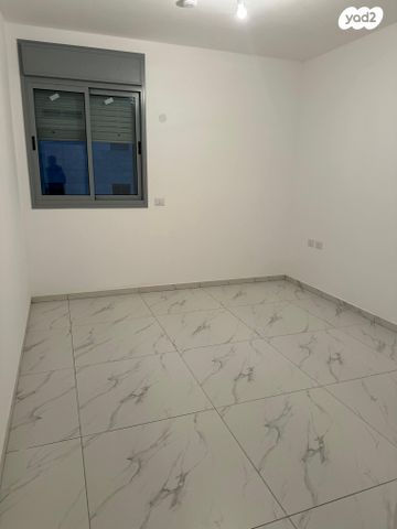 דירה, הרימון, קיראון, קרית אונו