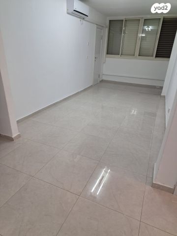 דירה, אסף שמחוני, גבעה א', שביט, קרית אתא