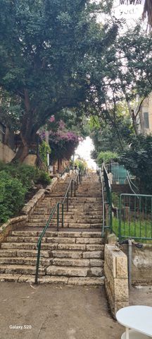 דירה, עמק הזיתים, הרצליה, חיפה