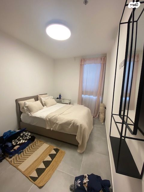 דירה, גרציאני יצחק, גני שרונה, קרית הממשלה, תל אביב יפו