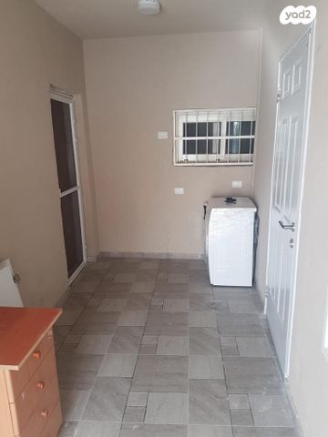 יחידת דיור, נווה עמל, הרצליה