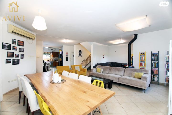 דו משפחתי, גולני, הנחלים, כפר יונה