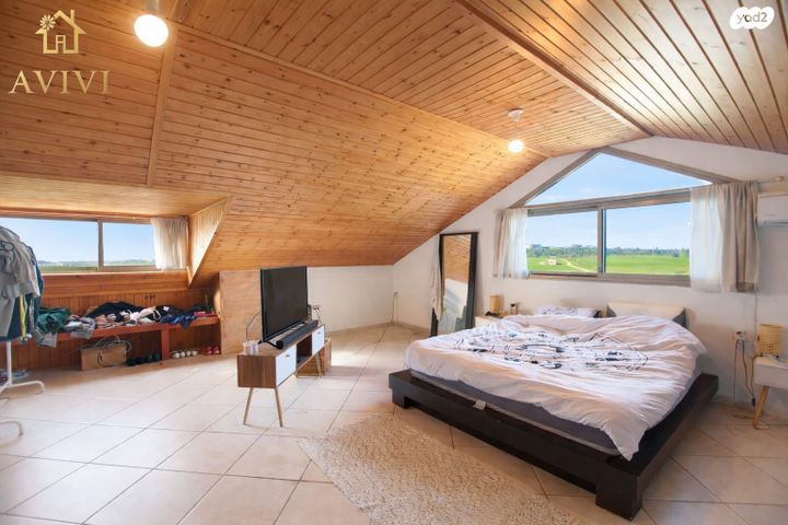 דו משפחתי, גולני, הנחלים, כפר יונה