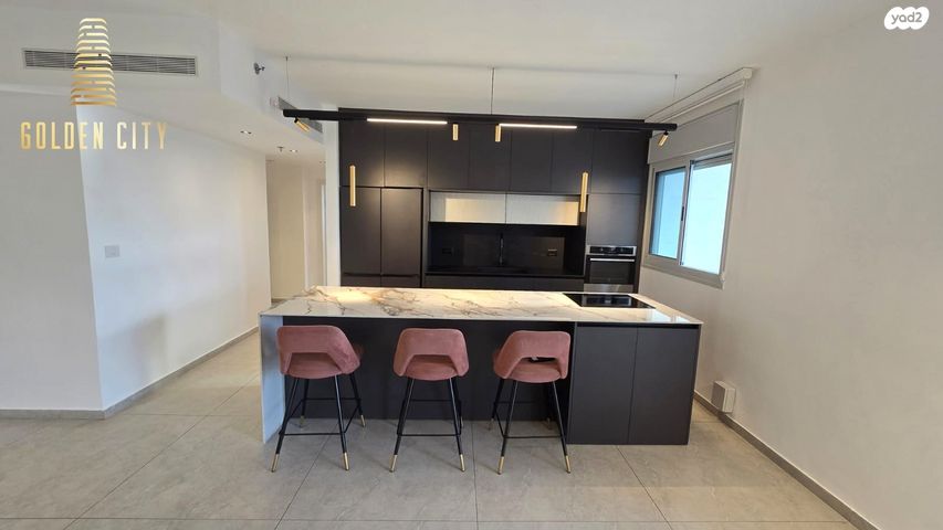 דירה, קרל פופר 11, קרית המדע, נתניה