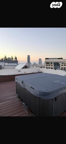 גג/ פנטהאוז