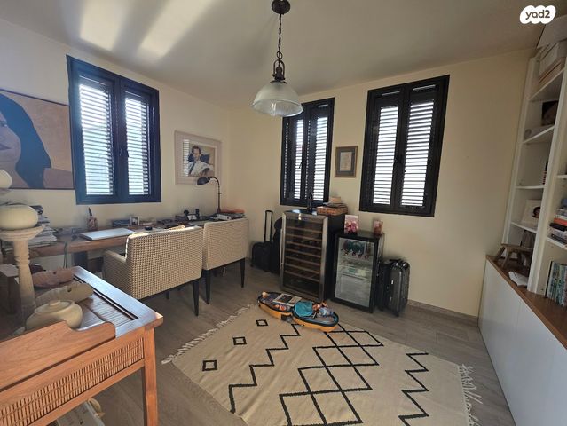 גג/ פנטהאוז, עג'מי, גבעת העליה, תל אביב יפו