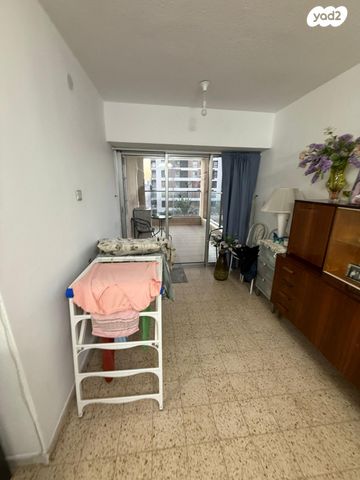 דירה, קרית שרת מזרח, חולון