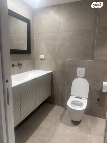 דירה, ש"י עגנון 28, כוכב הצפון, תל אביב יפו