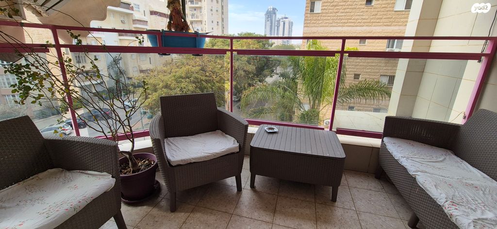 שדרות יוהנה ז'בוטינסקי 50