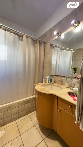 דירה, בורוכוב, גבעתיים