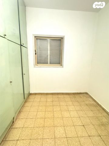 דירה, הקשת 4, קרית שלום, תל אביב יפו