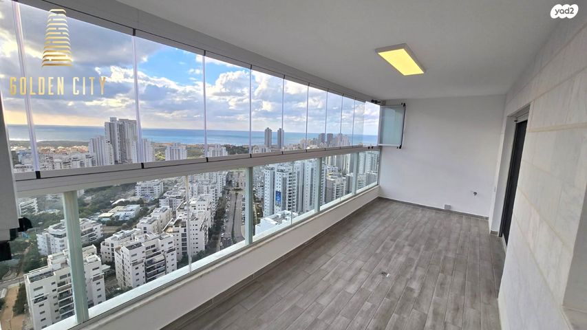 דירה, קרל פופר 11, קרית המדע, נתניה