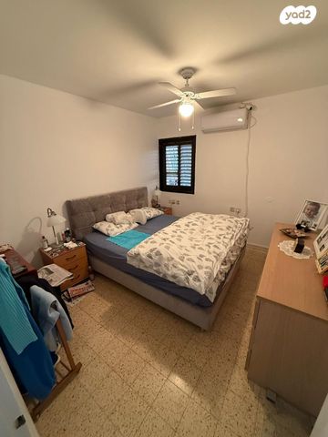 דירה, קרית שרת מזרח, חולון