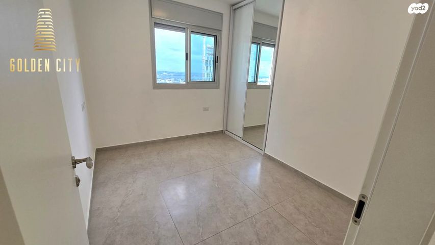 דירה, קרל פופר 11, קרית המדע, נתניה