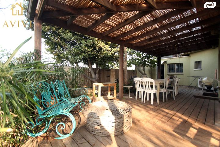 דו משפחתי, גולני, הנחלים, כפר יונה