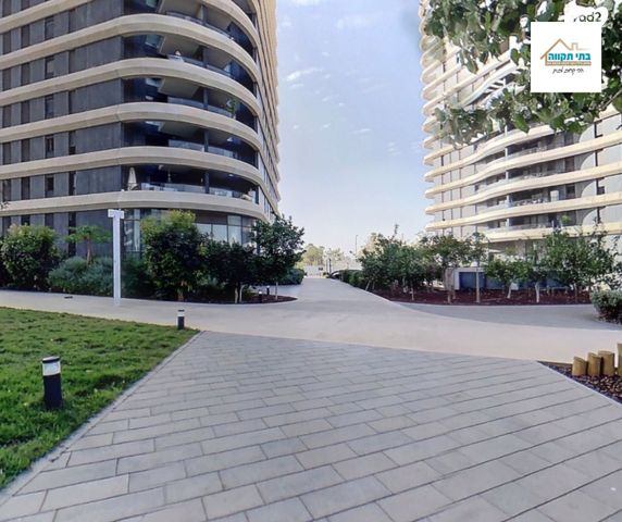 דירה, יצחק נבון, נאות אריאל שרון, קרית אונו