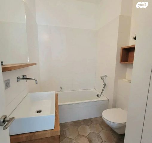 גג/ פנטהאוז, נחמני, לב תל אביב, לב העיר צפון, תל אביב יפו