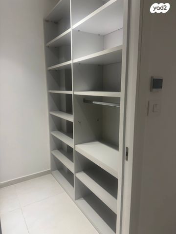 דירה, ש"י עגנון 28, כוכב הצפון, תל אביב יפו