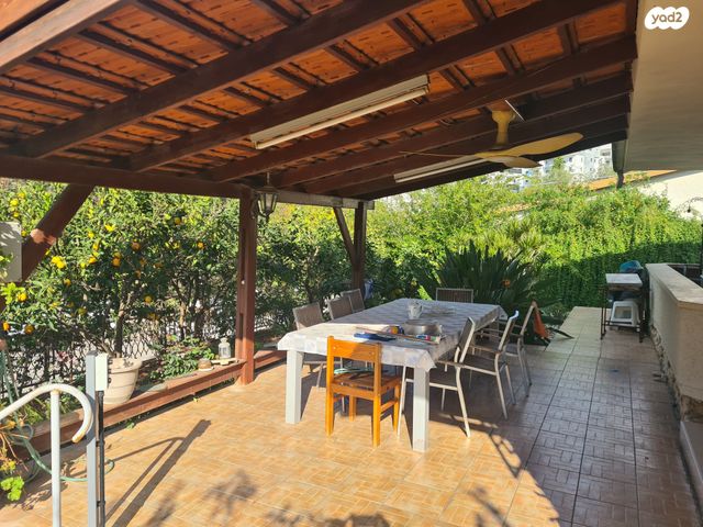 בית פרטי/ קוטג', פרדס חנה כרכור