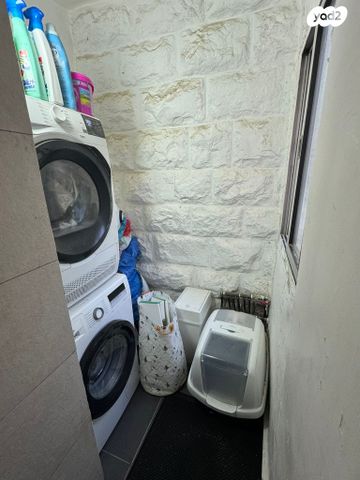 דירה, דב גרונר 234, ארמון הנציב, תלפיות מזרח, ירושלים