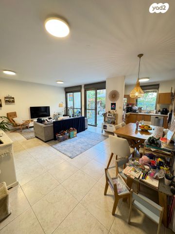 דירת גן, תל ברוך צפון, תל אביב יפו