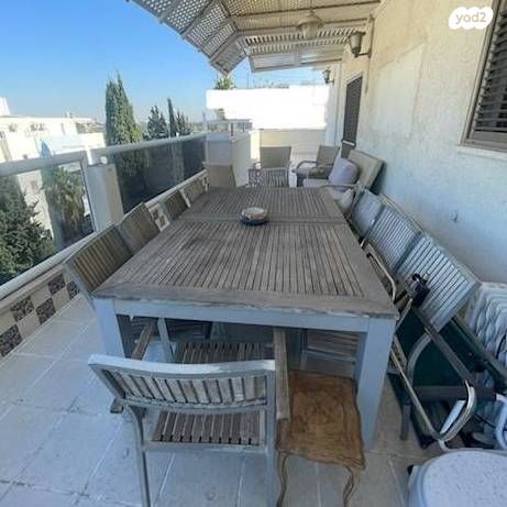 גג/ פנטהאוז, הרב עוזיאל, בבלי, תל אביב יפו