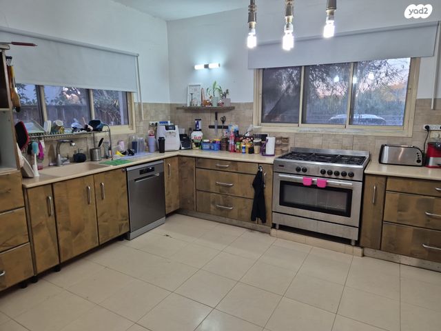 בית פרטי/ קוטג', ריחן