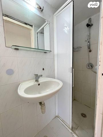 דירה, הראשונים 60, קרית חיים מזרחית, חיפה