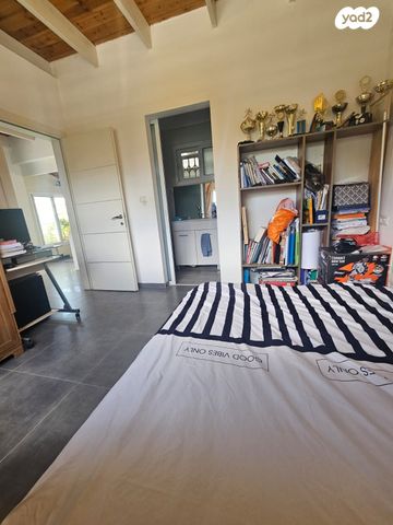 גג/ פנטהאוז, פרדס חנה כרכור