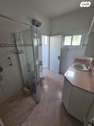 בית פרטי/ קוטג', פרדס חנה כרכור