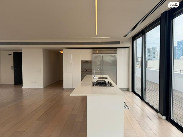 גג/ פנטהאוז, אחד העם, לב תל אביב, לב העיר צפון, תל אביב יפו